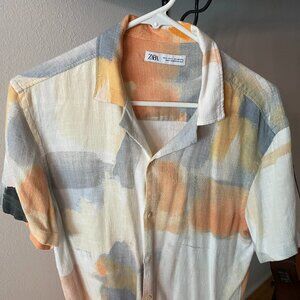 Zara Short Sleeve Button Down, Size Large (fits more like Medium)